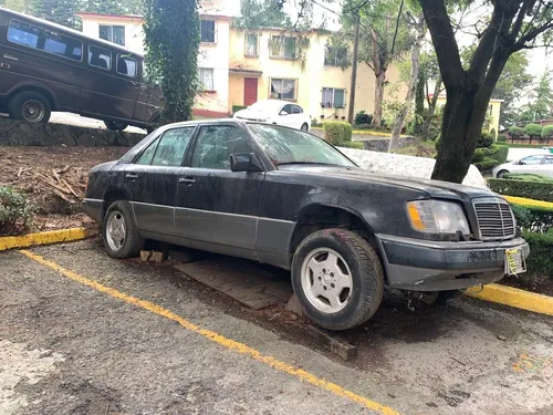 Mercedes Benz E-420, 1994 Descompuesto.