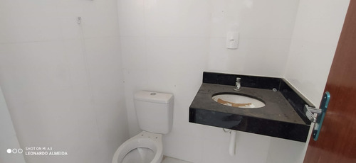 Casa 2 Quartos E Churrasqueira. Perto Praia E Condução. 637