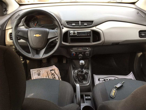 Imagem 11 de 14 de Chevrolet Onix Joy 1.0 8v Flex