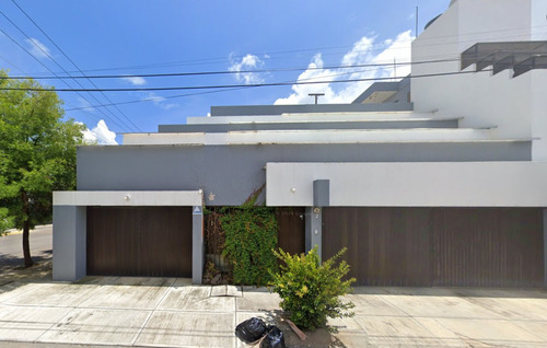 Casa Holanda 29, Los Laureles, Zamora De Hidalgo, Mich.