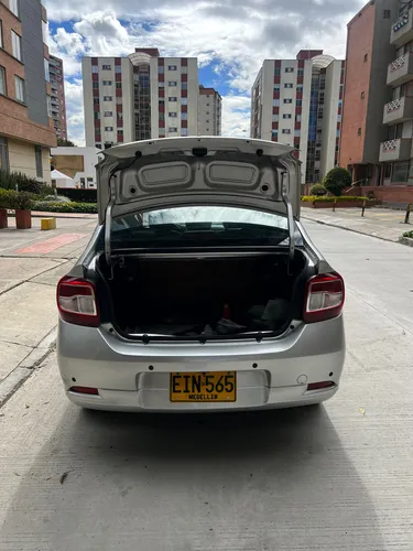 Renault Logan Exclusive At