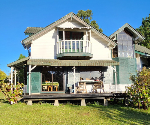 Preciosa Casa Amoblada Caicaen Cercano A La Puntilla