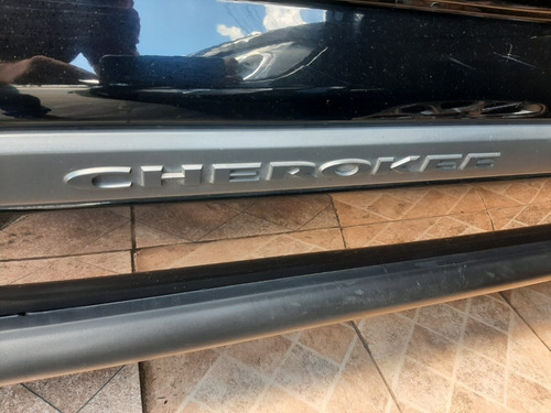 Imagem 7 de 10 de Jeep Cherokee