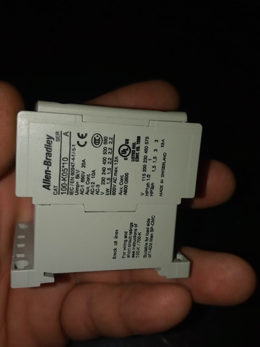 Contactor Trifasico 5 Amp. Bobina 120 Vac. 100-k05d10 (Usado)
