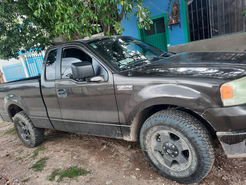Ford Lobo 4.6 Xlt Cabina Regular 4x2 Mt