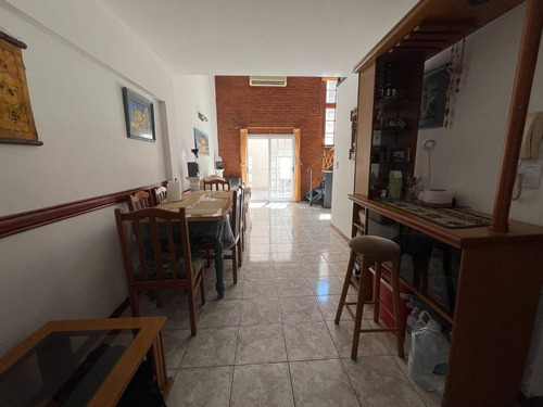 Venta Ph 2 Ambientes En Villa Pueyrredon Con Patio