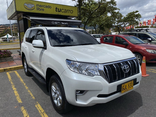 Imagen 3 de 23 de Toyota Prado 3.0 Txl
