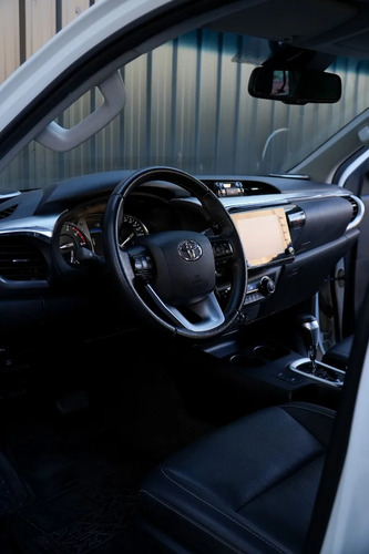 Toyota Hilux Pick-Up 2.8 Cd Srx 177cv 4x4 At