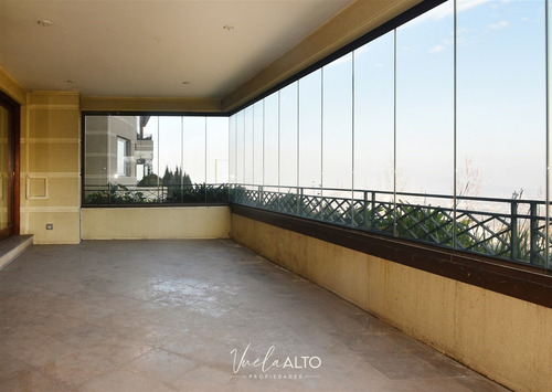 Depto.subida Sta. Teresa Vitacura / Jardin Y Piscina Privada