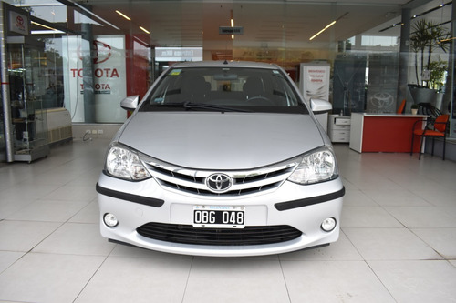 Toyota Etios Xls 4 Ptas Mt - Nafta - 2014