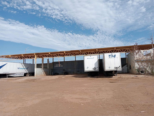 Oficinas Y Patio Industrial