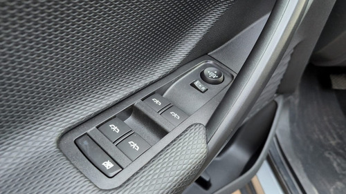 Imagen 20 de 25 de Chevrolet Tracker At 0km Entrega Stock Oferta /fr