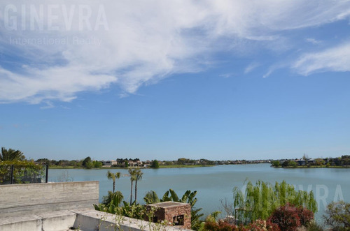 Casa Al Lago Central En El Golf