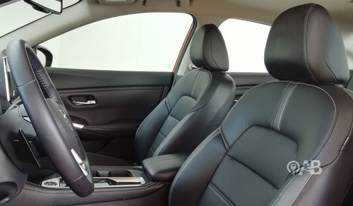 Imagen 8 de 10 de Nissan Sentra 2020 2.0 Exclusive Bi-tono At