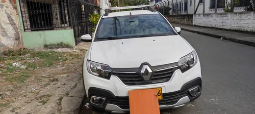 Renault Stepway 1.6 Intense Automática