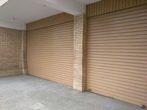 Imagen 2 de 7 de Venta De Local Comercial ¿deseas Abrir Un Excelente Negocio En La Av. Centurión De San Félix? Oportunidad Única Al Mejor Precio