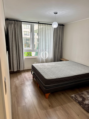 Listo Para Vivir, Depto Amoblado En Condominio Con Piscina