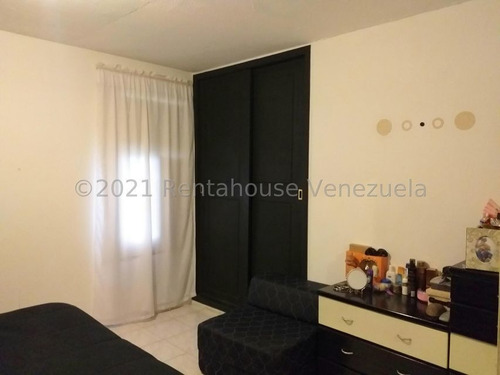 Imagen 4 de 9 de Apartamento En Venta Sector Bobare 22-9112 04126887776