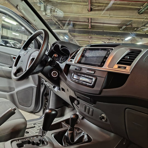 Imagen 10 de 14 de Toyota Hilux 2018