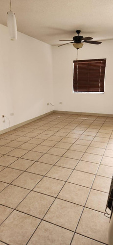 Casa Sola En Renta En Lomas De Monte Carlo, Chihuahua, Chihuahua