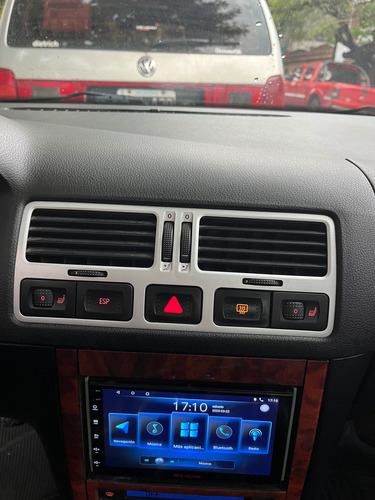 Volkswagen Bora 1.8 Highline T 180cv Cuero