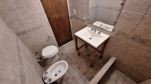 Venta Casa A Reciclar 2 Dormi Cochera Arroyito