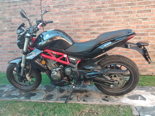 Benelli Tnt 300