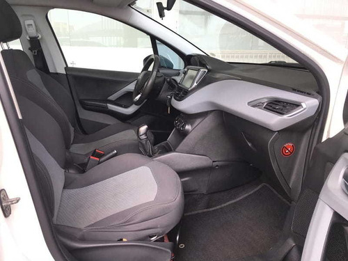 Peugeot 208 Allure
