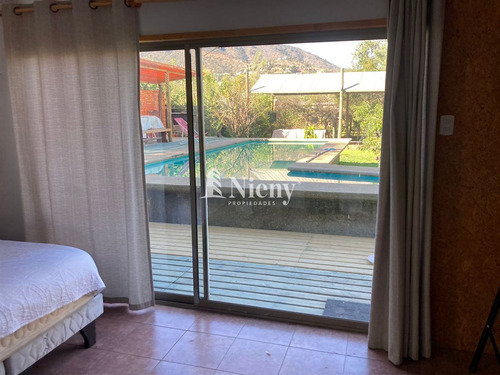 Casa En Arriendo De 2 Dorm. En Olmué