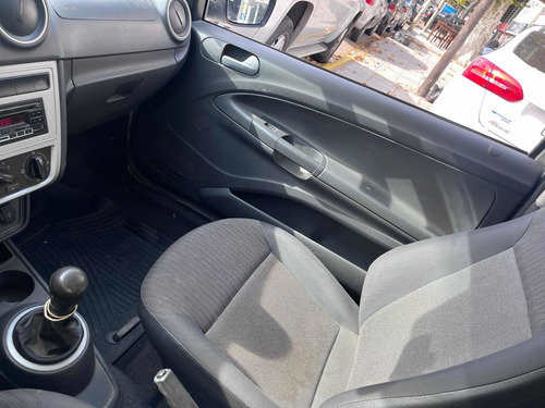 Imagen 10 de 10 de Volkswagen Saveiro 2014 1.6 Ce 101cv Pack Electr. + Seg.