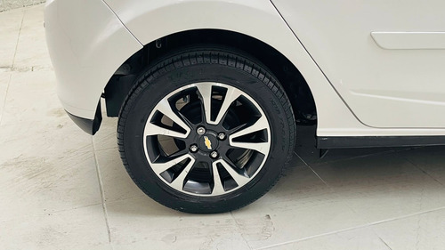 Chevrolet Onix 1.4 MPFI LTZ 8V FLEX 4P AUTOMÁTICO