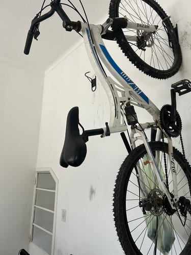 Bicicleta Mujer Rodado 26 Bkzam Retiro En Persona O Envio Blanco (Usado)