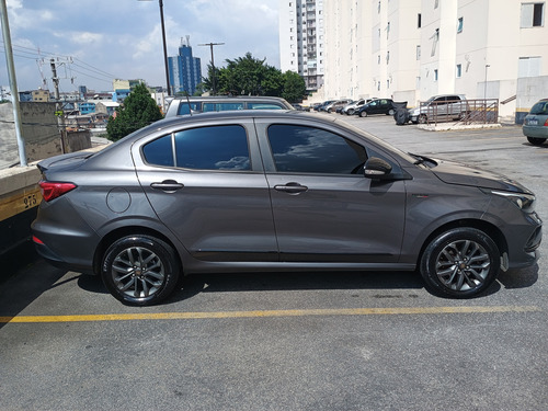 Fiat Cronos 1.3 Drive S-design Flex 4p