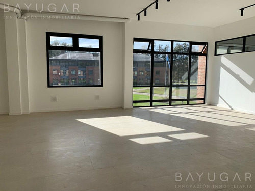 Imagen 16 de 24 de Alquiler / Oficina Coworking En Parque Austral / Bayugar Negocios Inmobiliarios