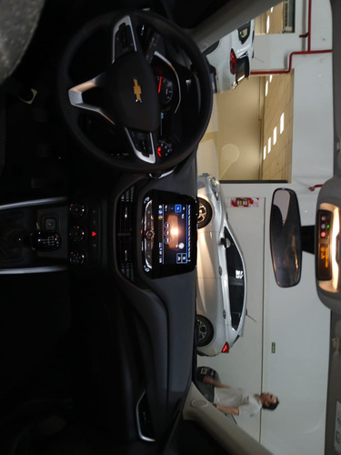 Chevrolet Onix 1.0 Lt