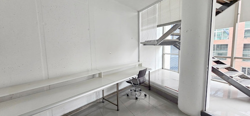 Oficina Con Planta Libre Y Privados