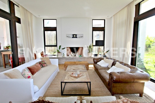 Imagen 3 de 15 de Casa A La Venta Que Combina Lujo, Calidad Y Naturaleza