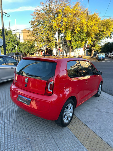 Volkswagen Up! 1.0 High Up! 75cv 3 p