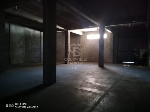 Local Comercial Con Galpón Y Bodega En Av La Paz