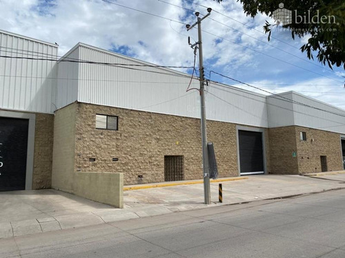 Imagen 1 de 5 de Bodega Comercial En Renta Cienega