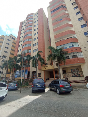 Apartamento En Res. Saraith, Av Bolívar. Vende Crismelia Castillo (pra-143)