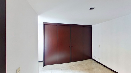 Imagen 8 de 16 de Poblado, Apartamento En Venta
