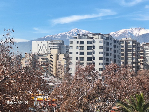 Departamento 5° Piso, Jacuzzi / A/c | Venta