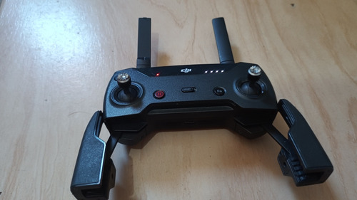 Drone Dji Rc Controle Dji Spark Semi Novo (Usado)