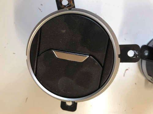 Imagem 3 de 6 de Difusores Do De Ar Painel Do Chevrolet Camaro 2013 2014 2015
