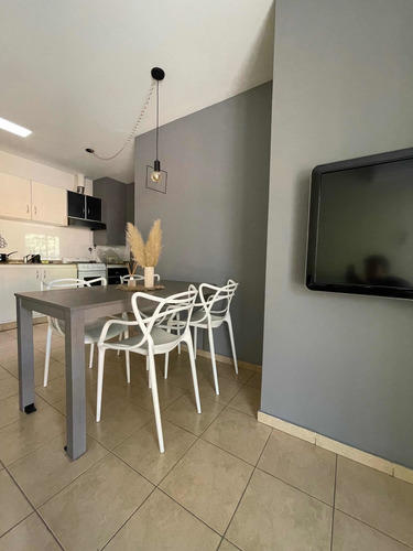 Imagen 12 de 15 de Departamento 2 Ambientes En Mendoza
