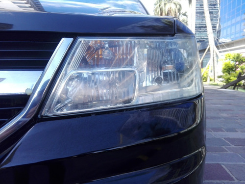 Dodge Journey 2.4 Sxt At 3 Filas + Dvd + Techo