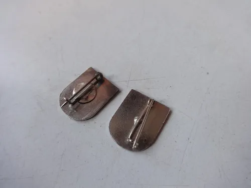 Lote Pin Antiguo Sevilla España Metal Original Escudo Logo (Usado)