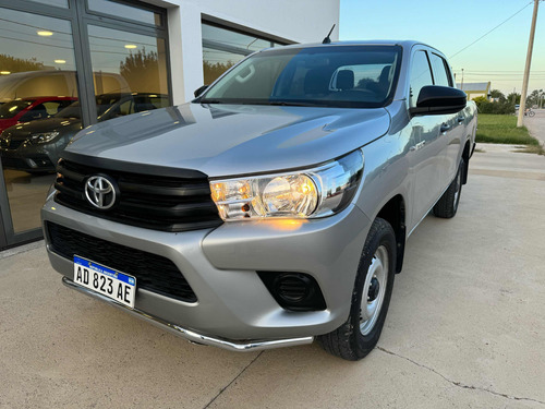 Toyota Hilux 2.4 Cd 150cv 4x2