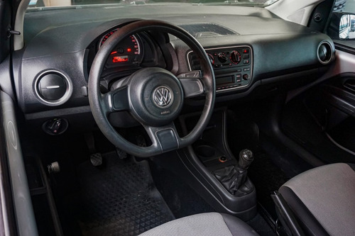 Imagen 9 de 13 de Volkswagen Up! 1.0 Take Up! Aa 75cv 2016